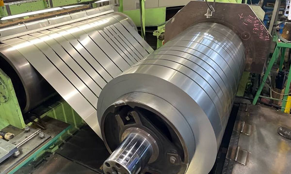 電磁鋼帯スリット加工