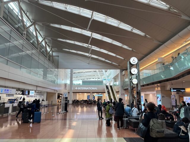 羽田空港　集合場所